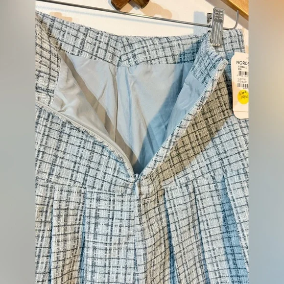 Elodie pleated plaid icy blue mini skirt NWT size XS - Picture 3 of 6